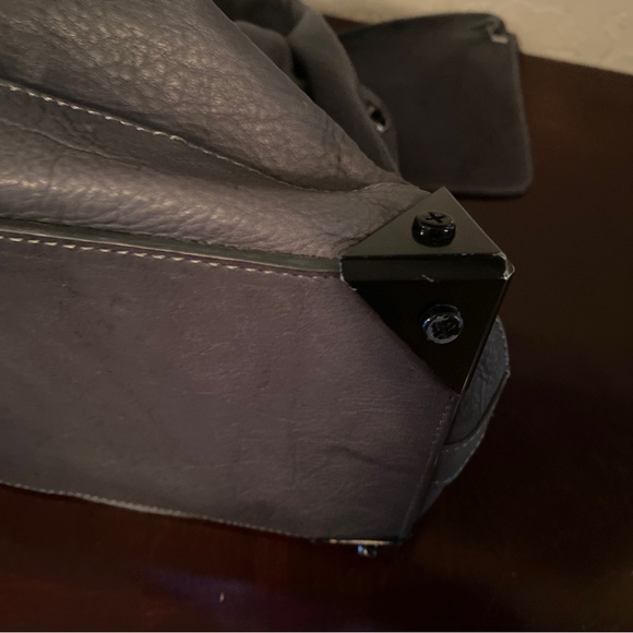 ALEXANDER WANG ROBYN medium beige Bag Nubuck Drawstring Bucket Detachable Pouch… - Picture 12 of 15